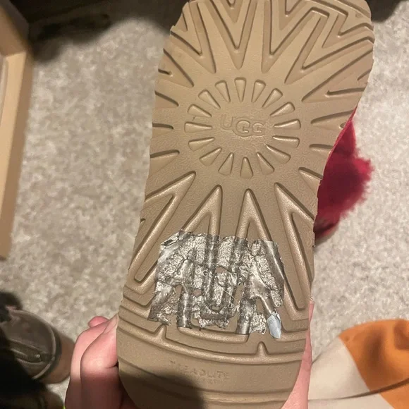 UGG Red Suede Winter Boots - Picture 5 of 6